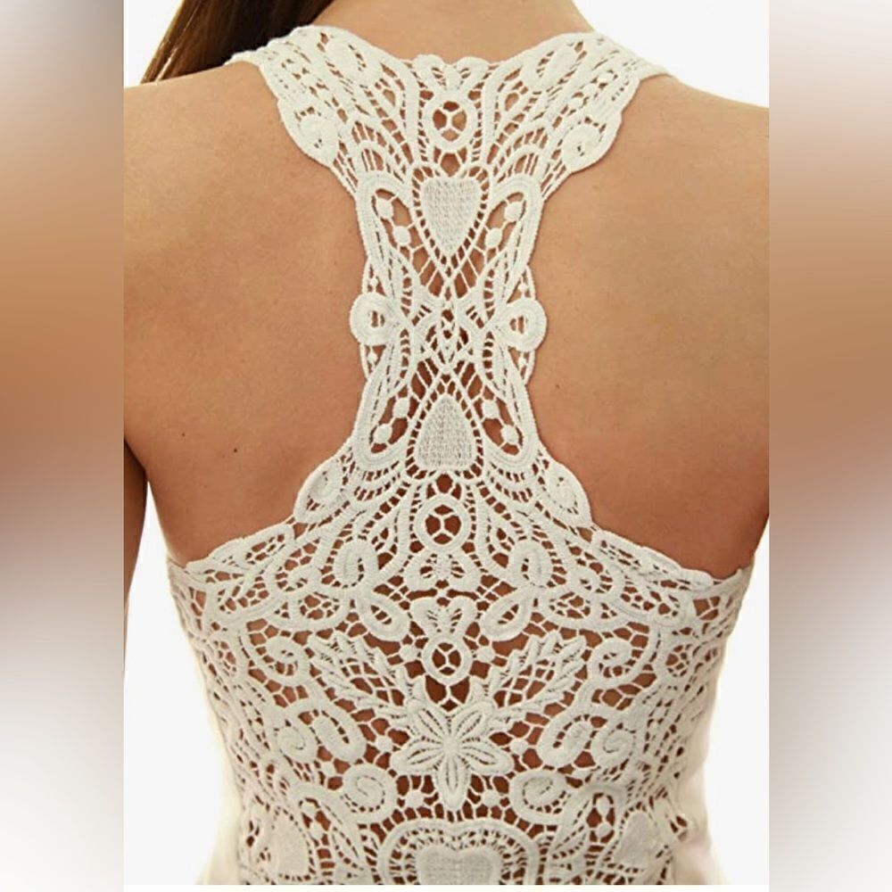 AmélieBoutik Women Scoop Neck Crochet Lace Eyelet Racerback Sleeveless Tank Top